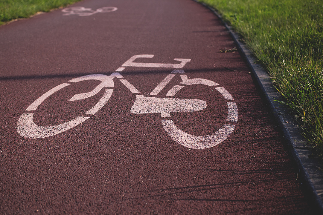 Gelenkschonend und beweglichkeitsfördernd - Fahrradfahren und Schwimme